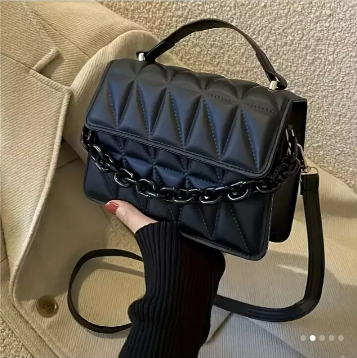 Bolso negro